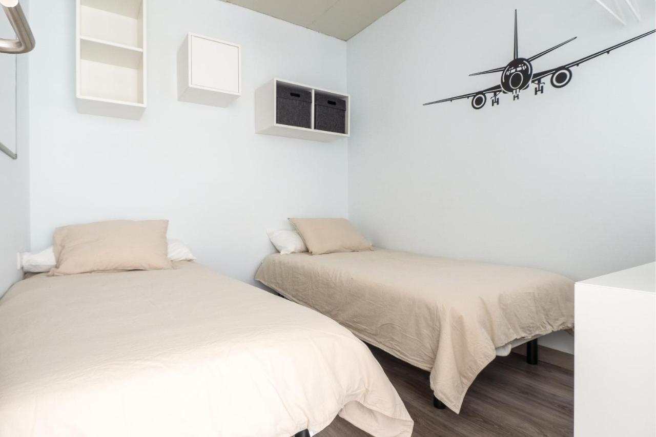 El Ventero Apartment - Elegante Apt Para 5 Con Terraza, Wi-Fi Y Aparcamiento En La Calle Camarma de Esteruelas 外观 照片