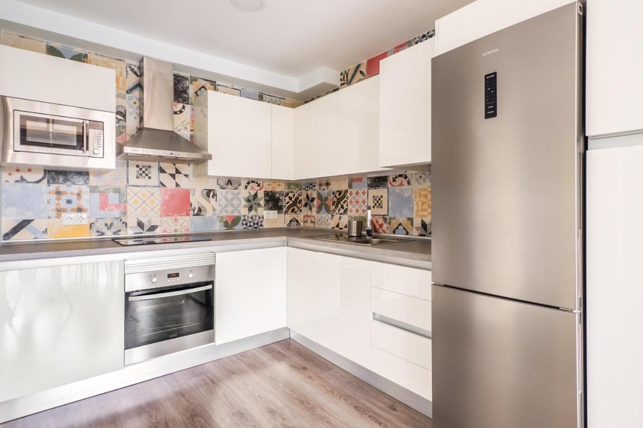El Ventero Apartment - Elegante Apt Para 5 Con Terraza, Wi-Fi Y Aparcamiento En La Calle Camarma de Esteruelas 外观 照片