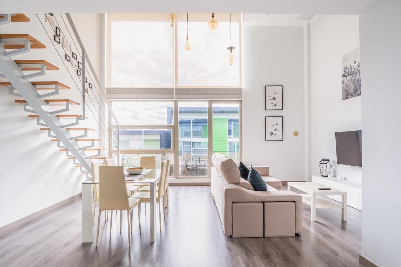 El Ventero Apartment - Elegante Apt Para 5 Con Terraza, Wi-Fi Y Aparcamiento En La Calle Camarma de Esteruelas 外观 照片