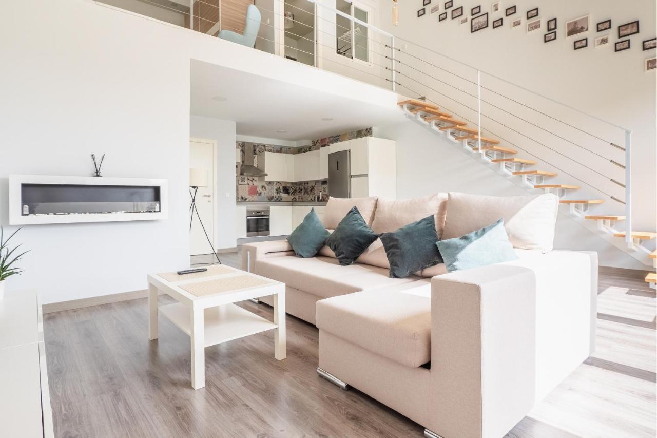 El Ventero Apartment - Elegante Apt Para 5 Con Terraza, Wi-Fi Y Aparcamiento En La Calle Camarma de Esteruelas 外观 照片