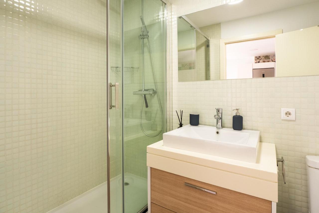 El Ventero Apartment - Elegante Apt Para 5 Con Terraza, Wi-Fi Y Aparcamiento En La Calle Camarma de Esteruelas 外观 照片